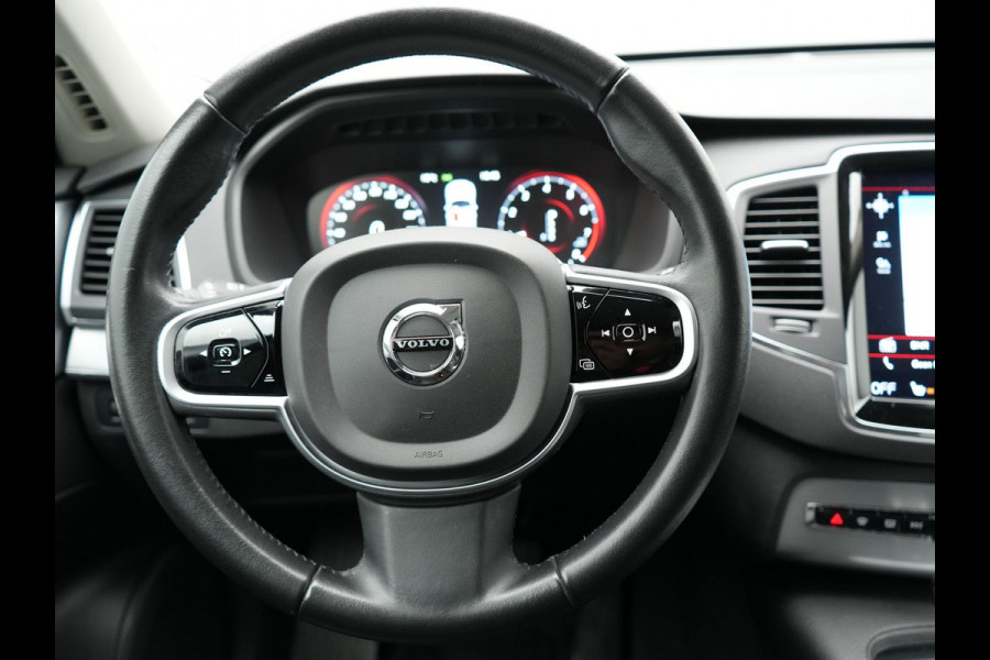 Volvo XC90 2.0 T5 AWD Momentum | Carplay | Adaptive Cruise | Camera | Stoelverwarming | Navigatiesysteem | Lane Assist |
