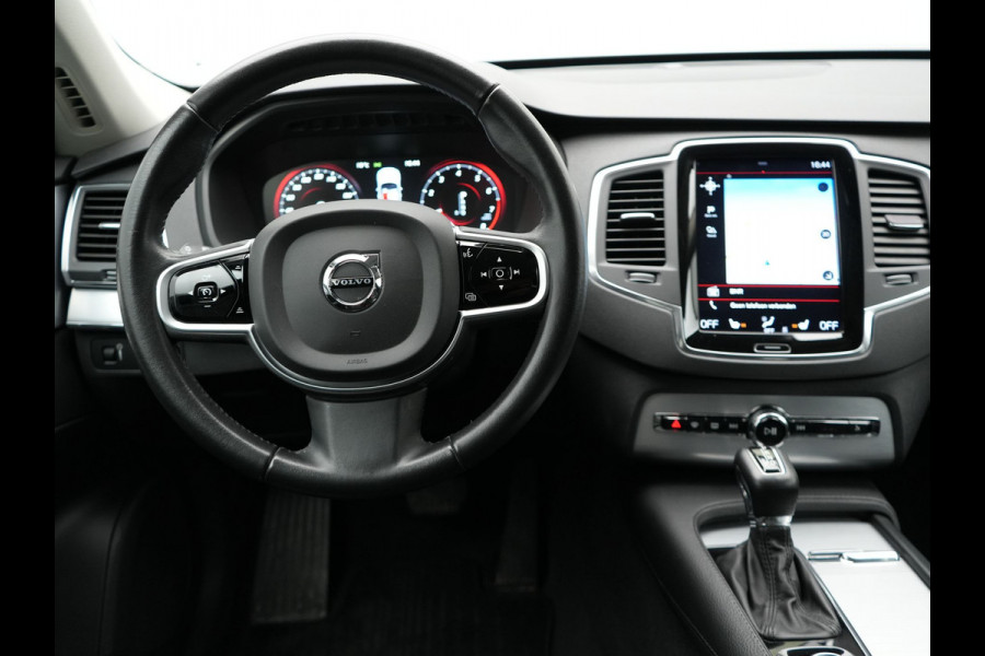 Volvo XC90 2.0 T5 AWD Momentum | Carplay | Adaptive Cruise | Camera | Stoelverwarming | Navigatiesysteem | Lane Assist |