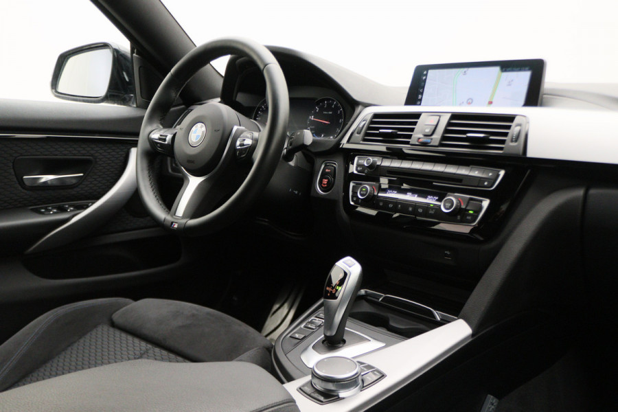 BMW 4 Serie Gran Coupé 418i Executive Edition Climate, Camera, Cruise, Navigatie, Bluetooth, Standkachel, DAB, LED, 18''