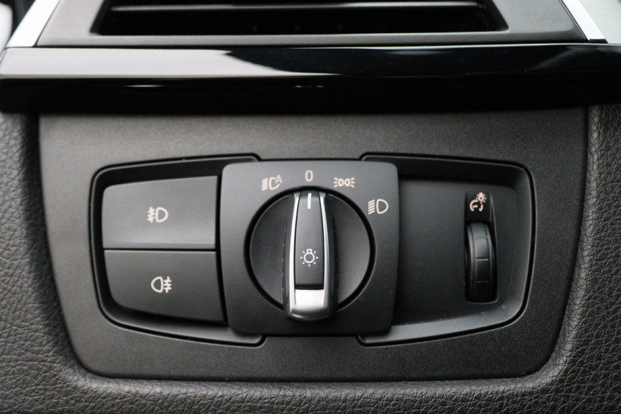 BMW 4 Serie Gran Coupé 418i Executive Edition Climate, Camera, Cruise, Navigatie, Bluetooth, Standkachel, DAB, LED, 18''