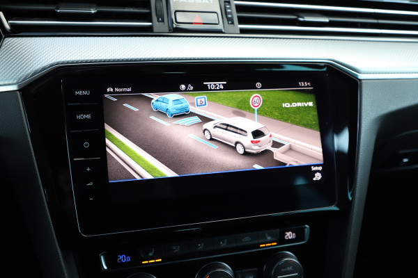 Volkswagen Passat Variant 1.5 TSI R-Line Aut7 | 150PK | Pano | Keyles-go | Sfeerverlichting | ACC | Stoelverwarming | Leder | Led | Apple-carplay
