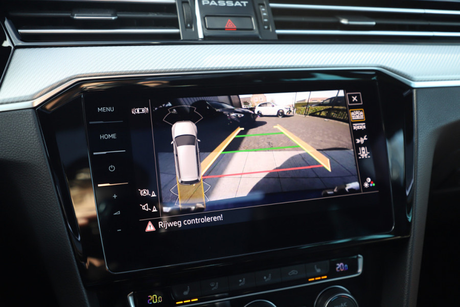 Volkswagen Passat Variant 1.5 TSI R-Line Aut7 | 150PK | Pano | Keyles-go | Sfeerverlichting | ACC | Stoelverwarming | Leder | Led | Apple-carplay