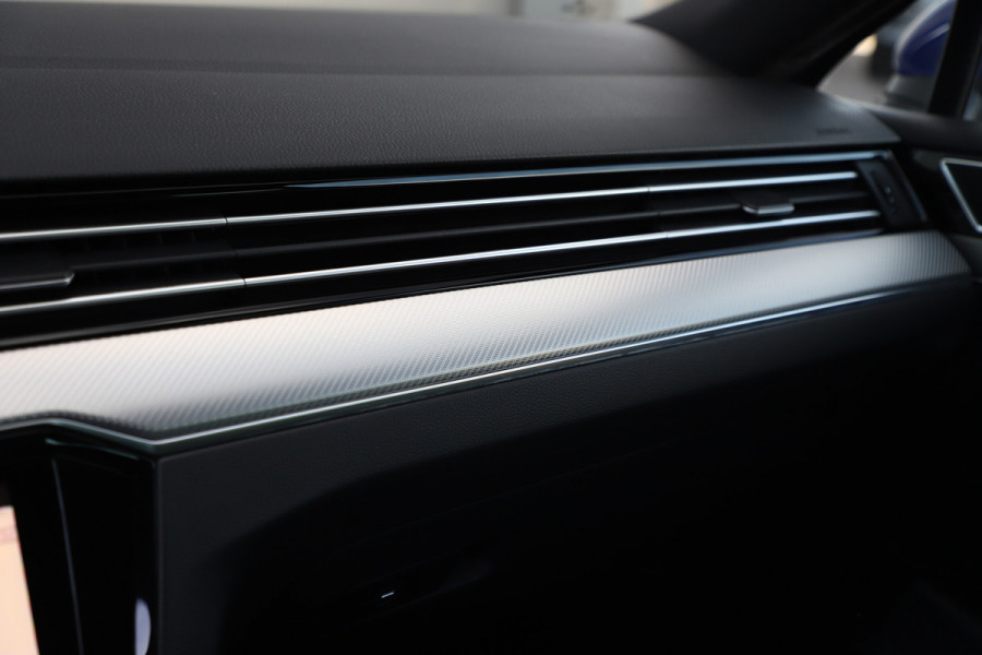 Volkswagen Passat Variant 1.5 TSI R-Line Aut7 | 150PK | Pano | Keyles-go | Sfeerverlichting | ACC | Stoelverwarming | Leder | Led | Apple-carplay