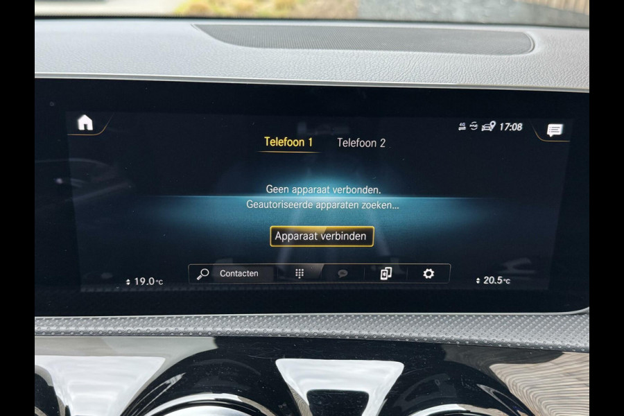 Mercedes-Benz A-Klasse 220 AMG 190pk Automaat | Panoramadak | LED Matrix verlichting | Sfeerverlichting | Night Pakket | Sportstoelen elektrisch verste