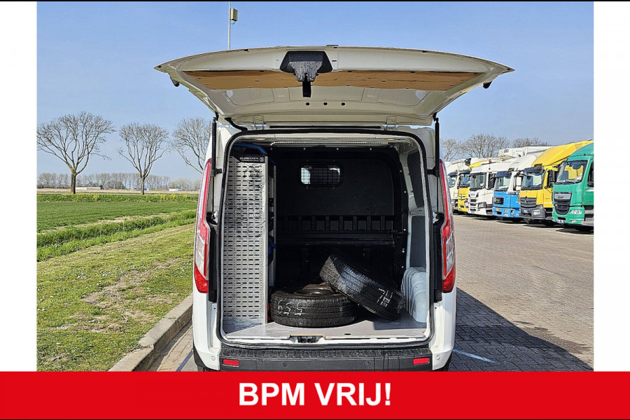 Ford Transit 2.0 L2H1 Dubbel Cabine Navi Camera ACC Automaat Pdc 1e Eigenaar Euro6!