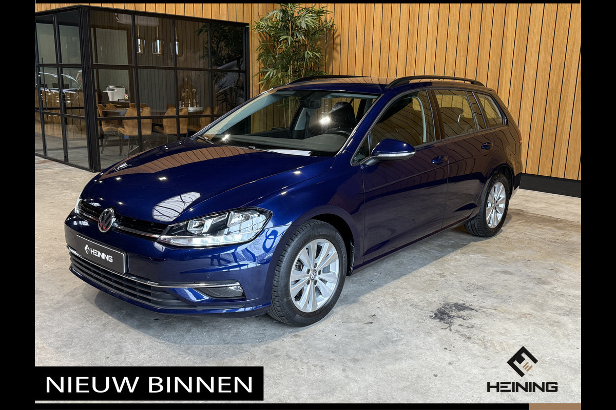 Volkswagen GOLF Variant 1.0 TSI Comfortline. DSG-automaat. Trekhaak. Navi. Apple-carplay Volkswagen GOLF Variant 1.0 TSI Comfortline. DSG-automaat. Trekhaak. Navi. Apple-carplay