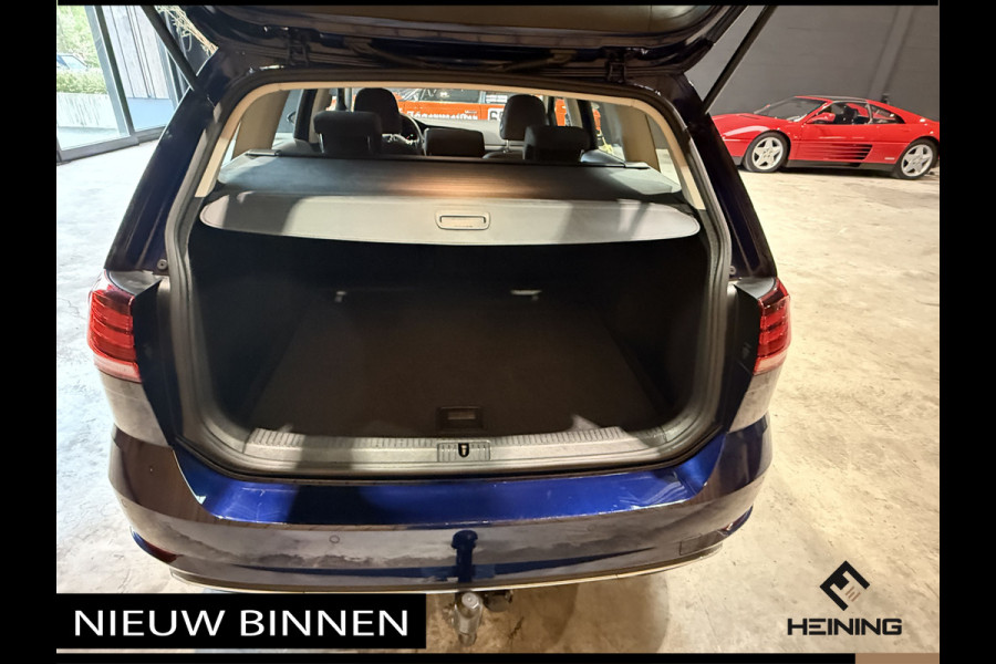 Volkswagen GOLF Variant 1.0 TSI Comfortline. DSG-automaat. Trekhaak. Navi. Apple-carplay