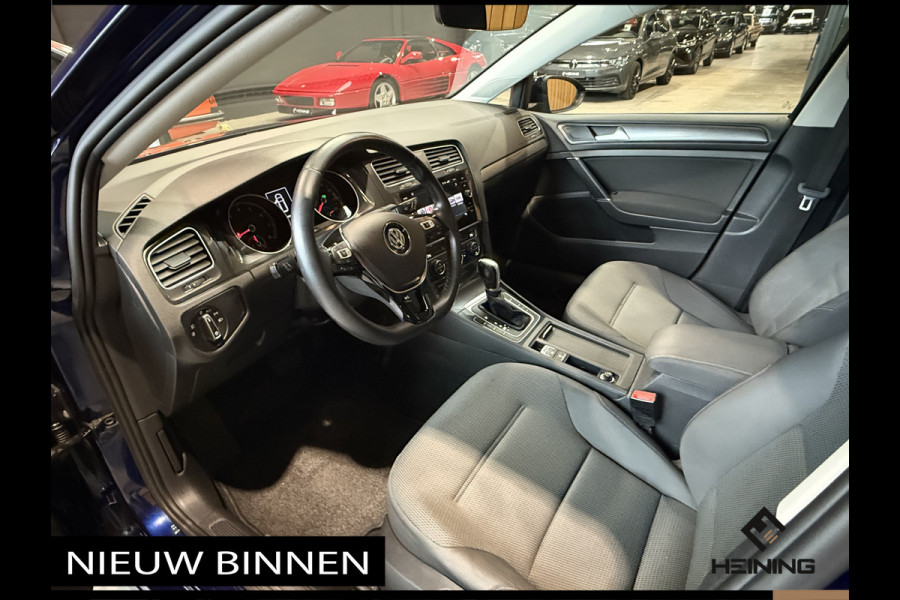 Volkswagen GOLF Variant 1.0 TSI Comfortline. DSG-automaat. Trekhaak. Navi. Apple-carplay