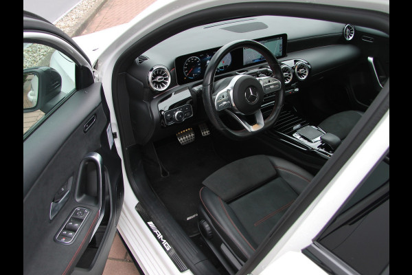 Mercedes-Benz A-Klasse A35 AMG 306pk 4MATIC | Pano | Burmester