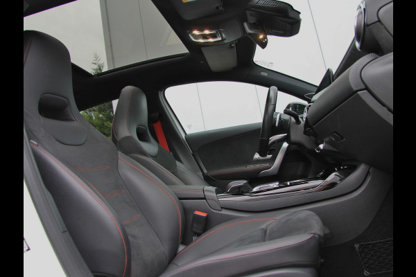 Mercedes-Benz A-Klasse A35 AMG 306pk 4MATIC | Pano | Burmester