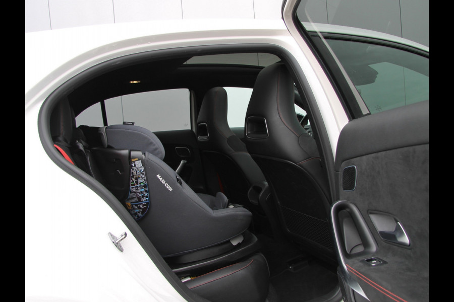 Mercedes-Benz A-Klasse A35 AMG 306pk 4MATIC | Pano | Burmester
