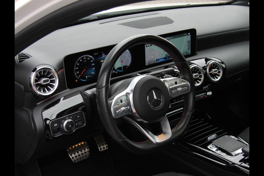 Mercedes-Benz A-Klasse A35 AMG 306pk 4MATIC | Pano | Burmester