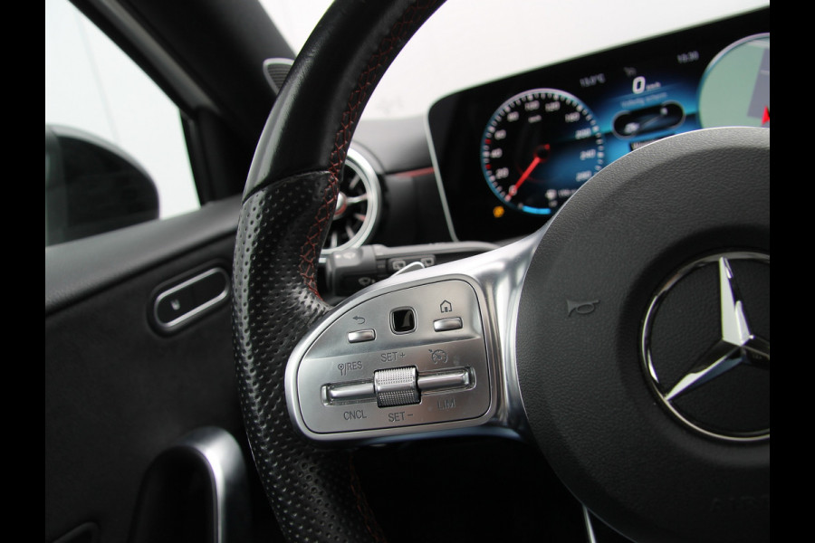 Mercedes-Benz A-Klasse A35 AMG 306pk 4MATIC | Pano | Burmester