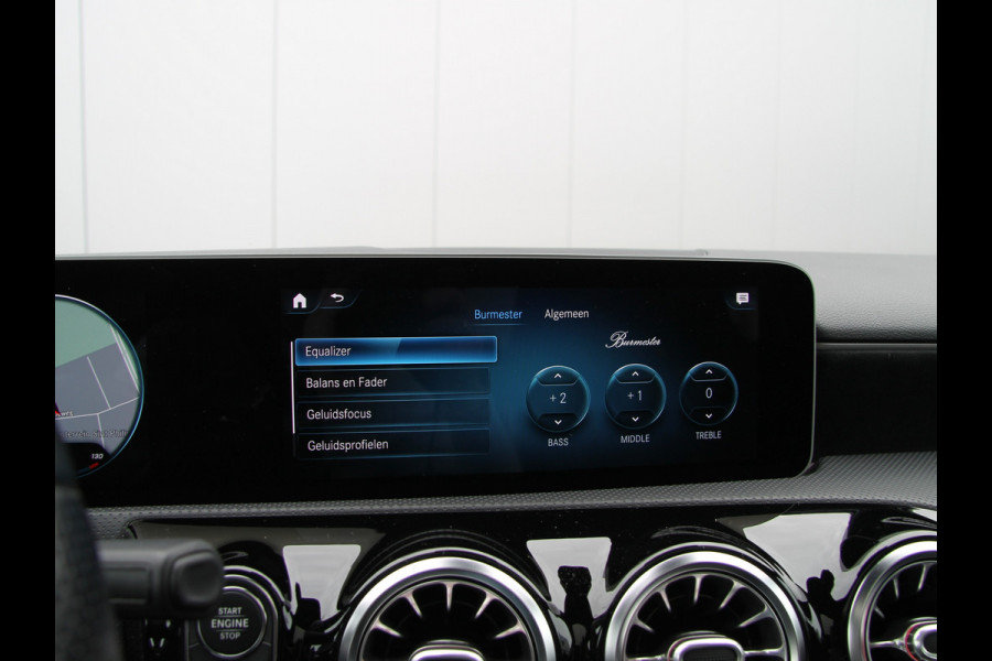 Mercedes-Benz A-Klasse A35 AMG 306pk 4MATIC | Pano | Burmester