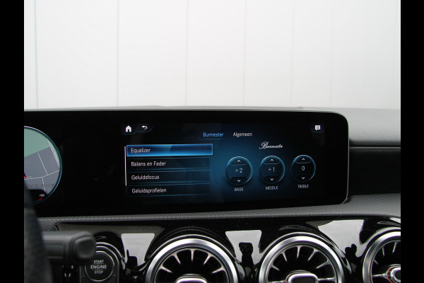 Mercedes-Benz A-Klasse A35 AMG 306pk 4MATIC | Pano | Burmester
