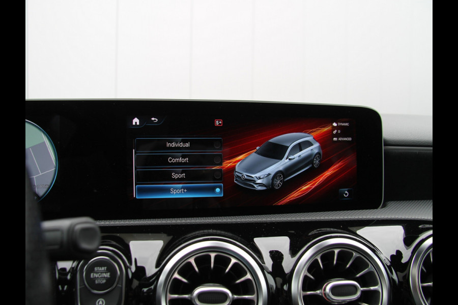 Mercedes-Benz A-Klasse A35 AMG 306pk 4MATIC | Pano | Burmester