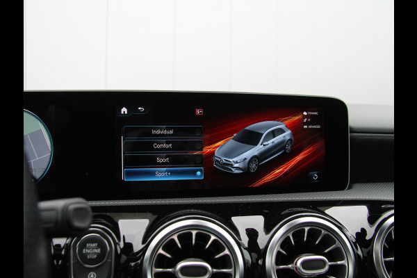 Mercedes-Benz A-Klasse A35 AMG 306pk 4MATIC | Pano | Burmester
