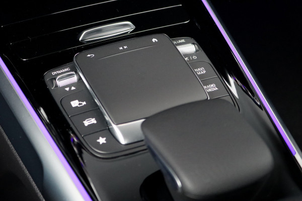 Mercedes-Benz EQB 300 4MATIC Luxury Line 67 kWh | Dodehoekassistent | Nightpakket | Surround Camera | Vario-achterbank | Apple Carplay/Android Auto | High Perf. LED | Zitcomfortpakket | Stoelverwarming |