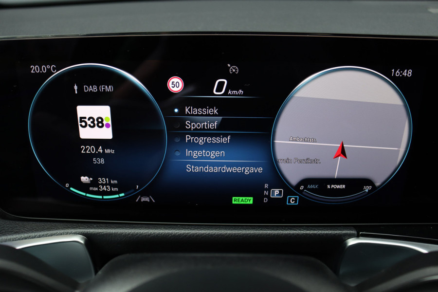 Mercedes-Benz EQB 300 4MATIC Luxury Line 67 kWh | Dodehoekassistent | Nightpakket | Surround Camera | Vario-achterbank | Apple Carplay/Android Auto | High Perf. LED | Zitcomfortpakket | Stoelverwarming |