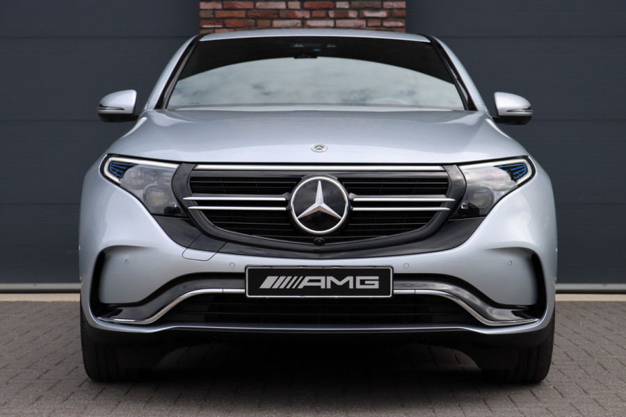 Mercedes-Benz EQC 400 4-MATIC AMG Line 80 kWh | ex BTW € 42.500,- | Schuifdak | Distronic+ | Memory | Massage | Leder | Surround Camera | Stuurverwarming | Head-up Display | Rijassistentiepakket |