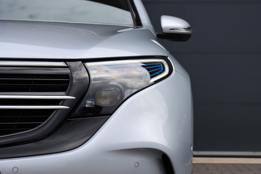 Mercedes-Benz EQC 400 4-MATIC AMG Line 80 kWh | ex BTW € 42.500,- | Schuifdak | Distronic+ | Memory | Massage | Leder | Surround Camera | Stuurverwarming | Head-up Display | Rijassistentiepakket |