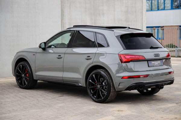 Audi Q5 55 TFSI e Quattro Competition S Edition S-Line 367pk Automaat! 1e Eig|DLR|Panoramadak|Virtual Cockpit|OLED Matrix|Trekhaak