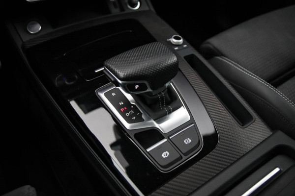 Audi Q5 55 TFSI e Quattro Competition S Edition S-Line 367pk Automaat! 1e Eig|DLR|Panoramadak|Virtual Cockpit|OLED Matrix|Trekhaak