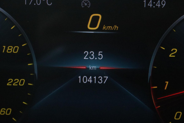 Mercedes-Benz CLA-Klasse 220 AMG (PARKEERSENSOREN, NAVIGATIE, ACHTERUITRIJCAMERA, AMG, NL-AUTO, GOED ONDERHOUDEN)