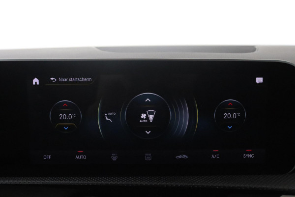 Mercedes-Benz CLA-Klasse 220 AMG (PARKEERSENSOREN, NAVIGATIE, ACHTERUITRIJCAMERA, AMG, NL-AUTO, GOED ONDERHOUDEN)
