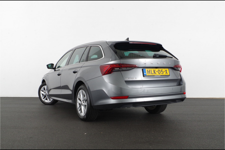 Škoda Octavia Combi 1.4 TSI iV PHEV Style > Camera/Trekhaak/Adaptive onderstel DCC...