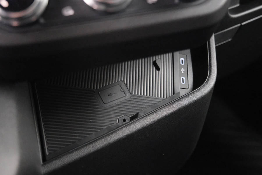 Renault Master T35 2.0 dCi 150 L2H2 Extra | Nieuw Model | Camera | Parkeersensoren | Apple Carplay
