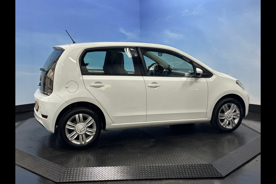Volkswagen up! 1.0 BMT high up! Clima | Cruise |Navi | Camera | Stoelverwarming | PDC
