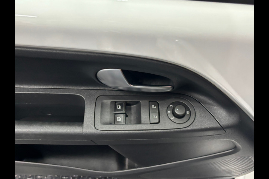 Volkswagen up! 1.0 BMT high up! Clima | Cruise |Navi | Camera | Stoelverwarming | PDC