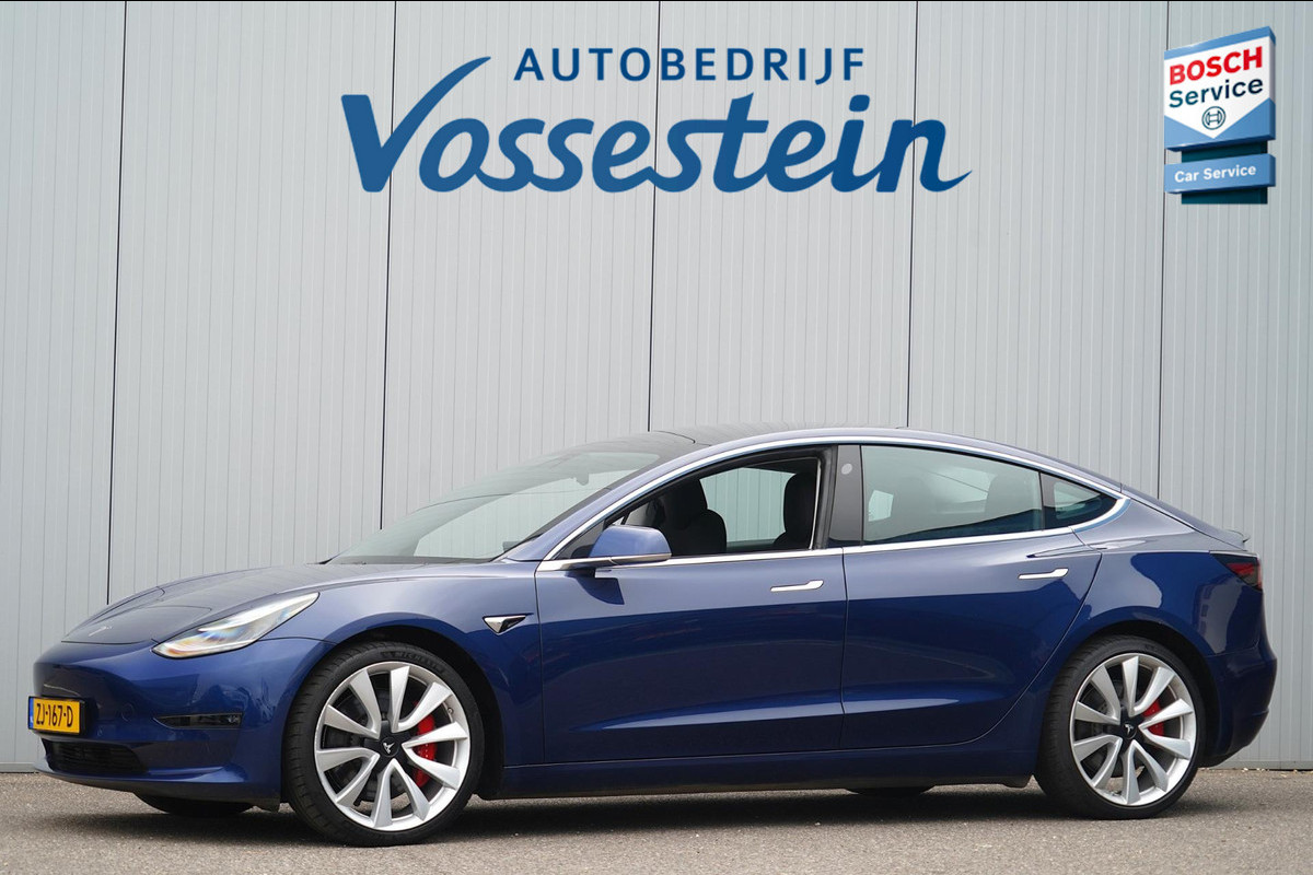 Tesla Model 3 Performance AWD 75 kWh / 1e Eigenaar / 108dkm NAP / 20" Performance Velgen / Autopilot Tesla Model 3 Performance AWD 75 kWh / 1e Eigenaar / 108dkm NAP / 20" Performance Velgen / Autopilot