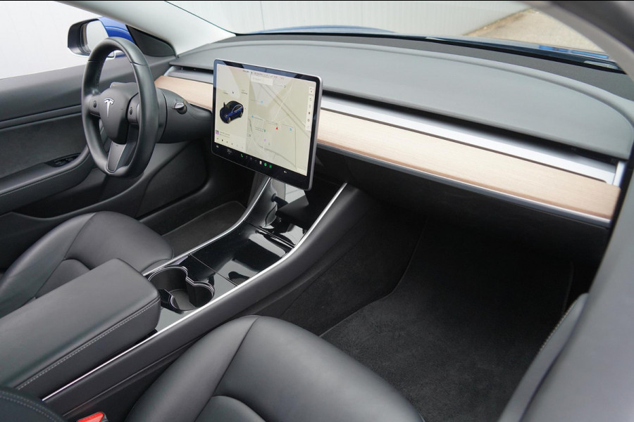 Tesla Model 3 Performance AWD 75 kWh / 1e Eigenaar / 108dkm NAP / 20" Performance Velgen / Autopilot