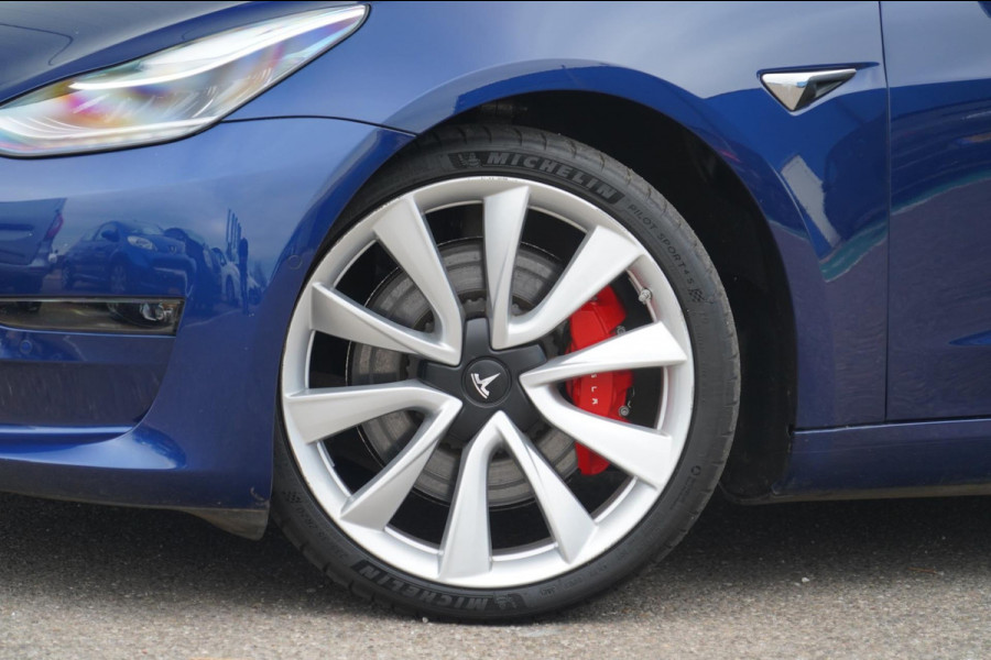 Tesla Model 3 Performance AWD 75 kWh / 1e Eigenaar / 108dkm NAP / 20" Performance Velgen / Autopilot