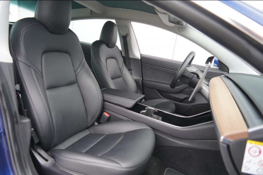 Tesla Model 3 Performance AWD 75 kWh / 1e Eigenaar / 108dkm NAP / 20" Performance Velgen / Autopilot