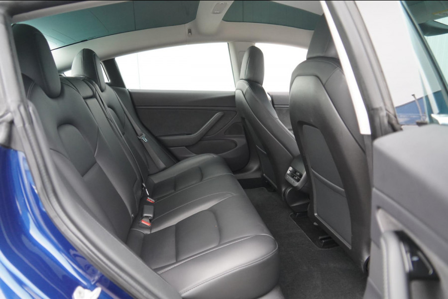 Tesla Model 3 Performance AWD 75 kWh / 1e Eigenaar / 108dkm NAP / 20" Performance Velgen / Autopilot