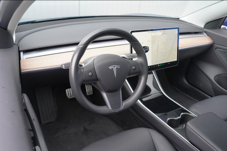 Tesla Model 3 Performance AWD 75 kWh / 1e Eigenaar / 108dkm NAP / 20" Performance Velgen / Autopilot