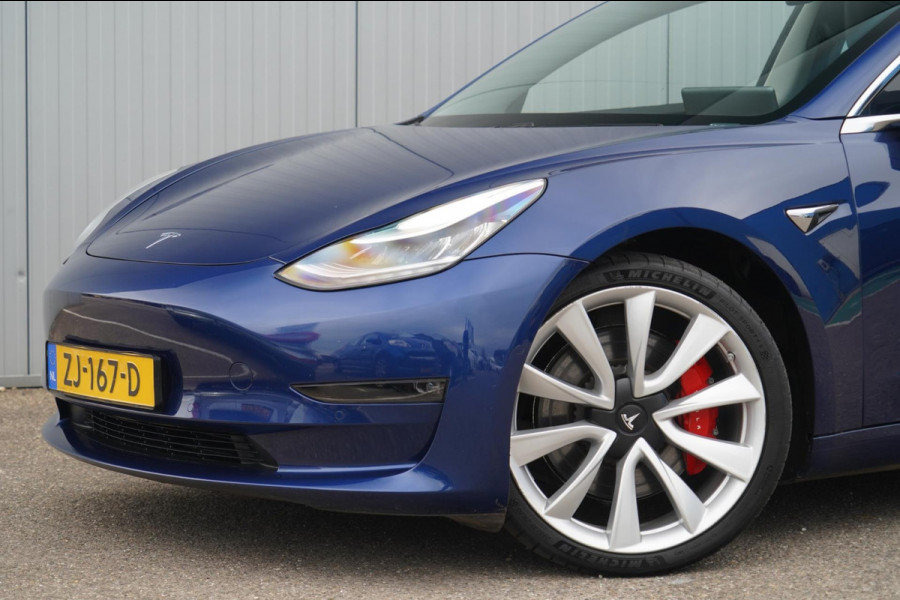 Tesla Model 3 Performance AWD 75 kWh / 1e Eigenaar / 108dkm NAP / 20" Performance Velgen / Autopilot