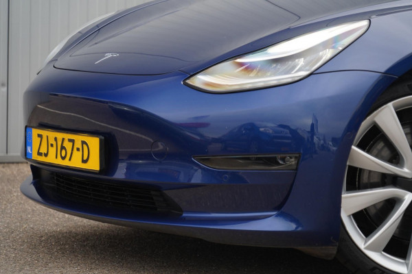 Tesla Model 3 Performance AWD 75 kWh / 1e Eigenaar / 108dkm NAP / 20" Performance Velgen / Autopilot