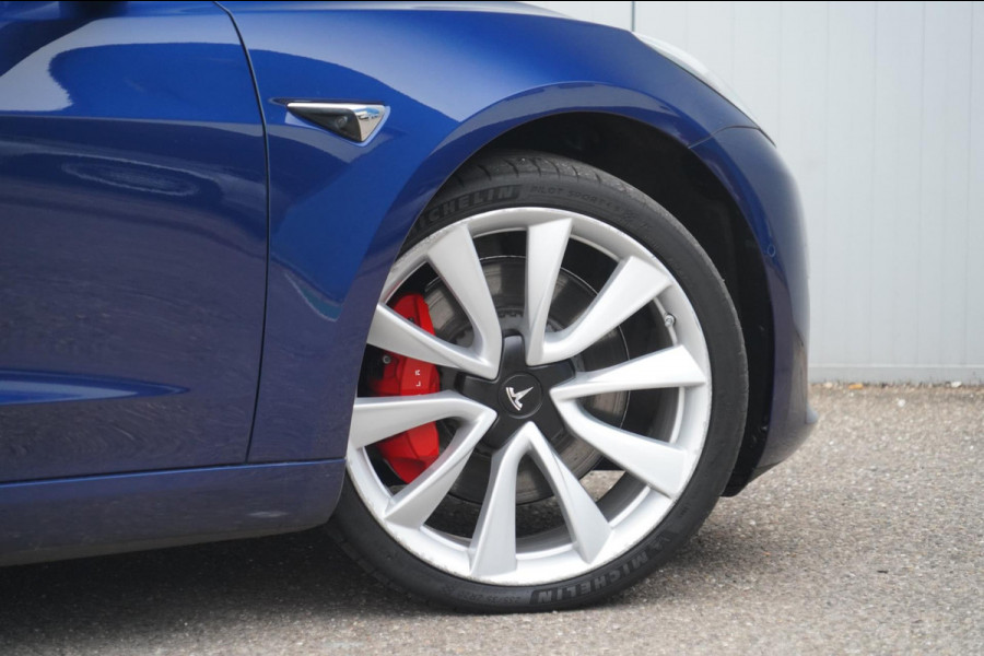 Tesla Model 3 Performance AWD 75 kWh / 1e Eigenaar / 108dkm NAP / 20" Performance Velgen / Autopilot