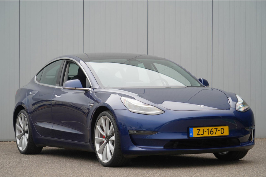 Tesla Model 3 Performance AWD 75 kWh / 1e Eigenaar / 108dkm NAP / 20" Performance Velgen / Autopilot