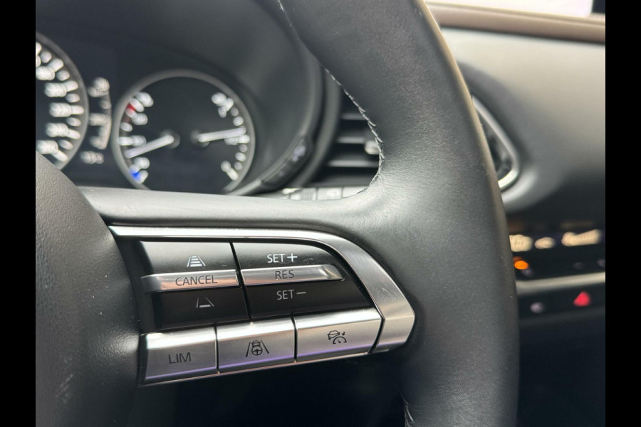 Mazda CX-30 2.0 e-SkyActiv-X M Hybrid Luxury Automaat | Open dak | Bordeauxrode lak | Stoel en- Stuurwielverwarming | Rondomzicht camera | A