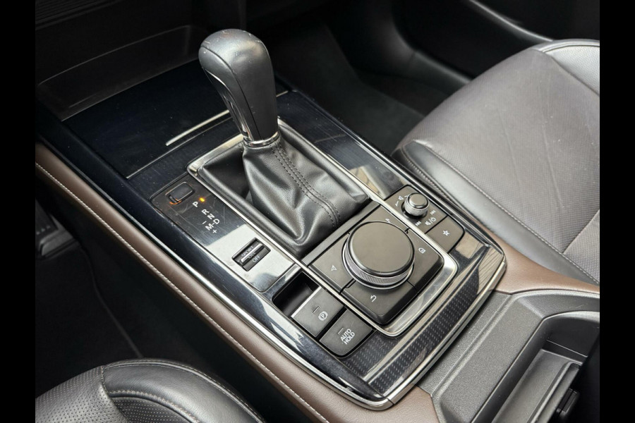 Mazda CX-30 2.0 e-SkyActiv-X M Hybrid Luxury Automaat | Open dak | Bordeauxrode lak | Stoel en- Stuurwielverwarming | Rondomzicht camera | A