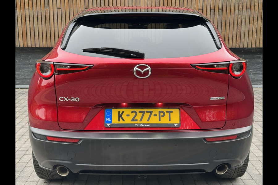 Mazda CX-30 2.0 e-SkyActiv-X M Hybrid Luxury Automaat | Open dak | Bordeauxrode lak | Stoel en- Stuurwielverwarming | Rondomzicht camera | A