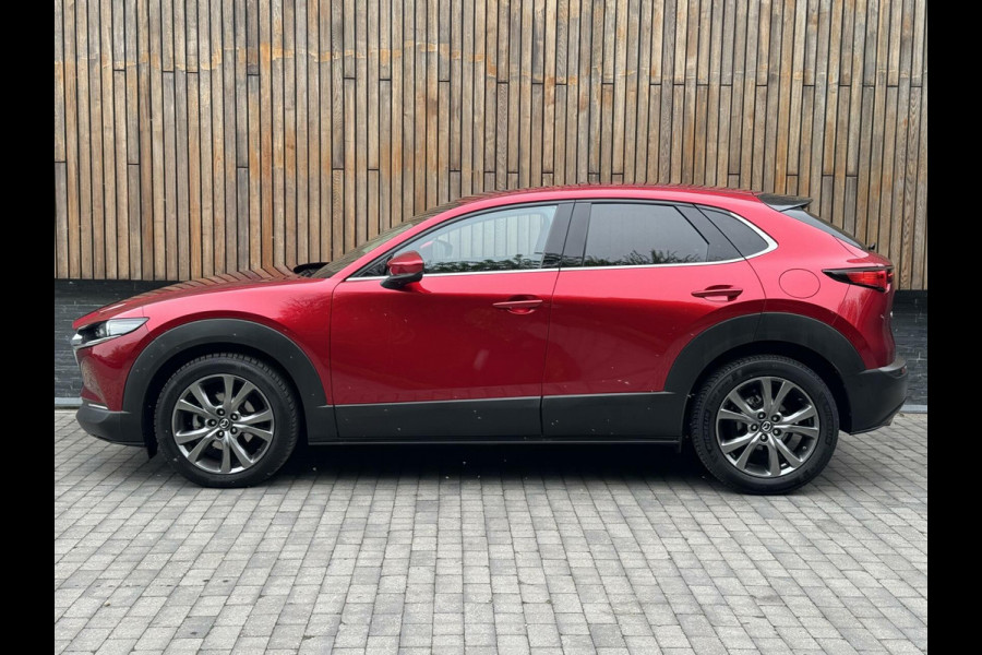 Mazda CX-30 2.0 e-SkyActiv-X M Hybrid Luxury Automaat | Open dak | Bordeauxrode lak | Stoel en- Stuurwielverwarming | Rondomzicht camera | A
