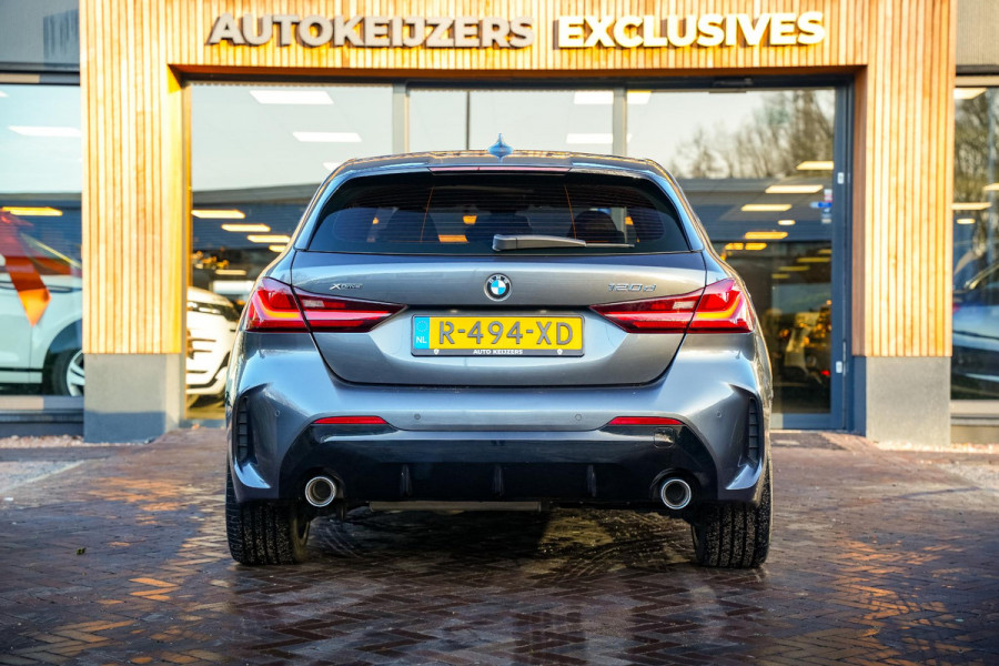 BMW 1-serie 120d xDrive High Executive Edition M Pakket Panoramadak Ambient Sportstoelen Stuurverw. 18”LM