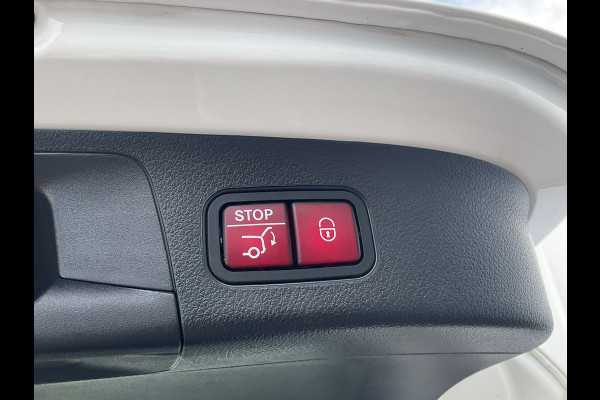 Mercedes-Benz EQA 250 Business Solution AMG 67 kWh Pano Hud Adap.Cruise Burmester 360Cam VOL!
