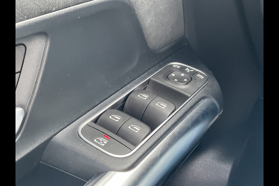 Mercedes-Benz EQA 250 Business Solution AMG 67 kWh Pano Hud Adap.Cruise Burmester 360Cam VOL!